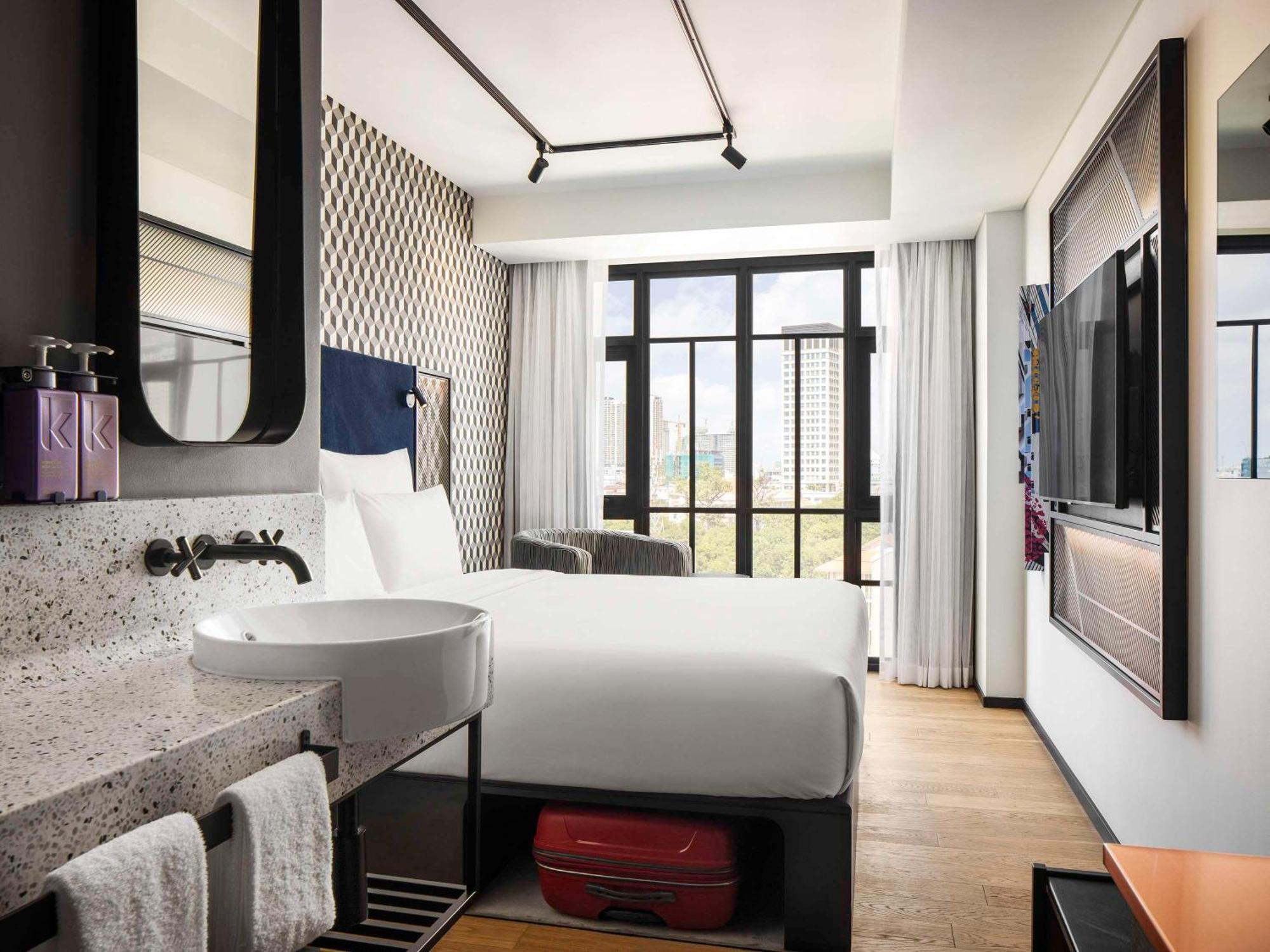 Tribe Post Office Hotel 4*